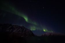 Shooting auroras from a ship is not that easy